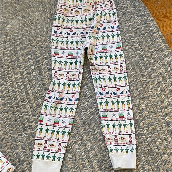 Hanna Andersson Elf pajama set - size 6-7 - Picture 12 of 12